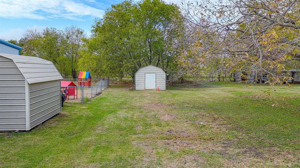 902 E Calhoun Street Property Photo 37