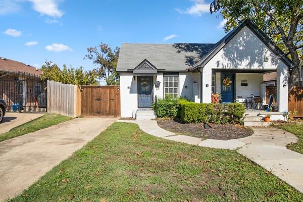 611 W Page Avenue Property Photo