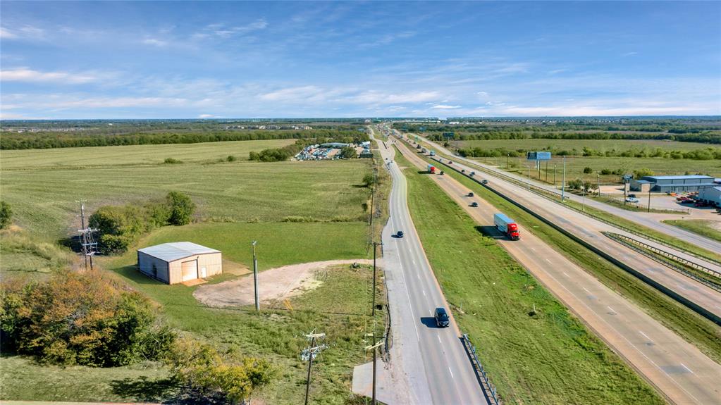 6000 W Interstate 30 Property Photo 4