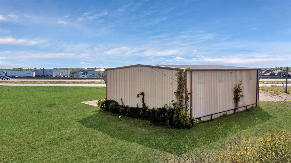 6000 W Interstate 30 Property Photo 11