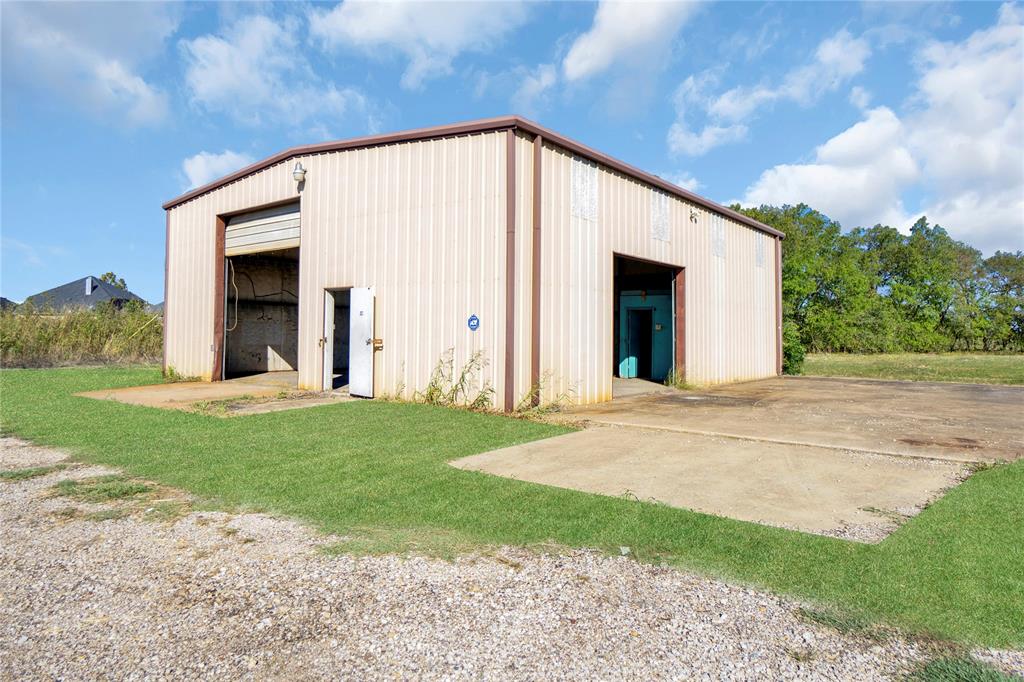 6000 W Interstate 30 Property Photo 14