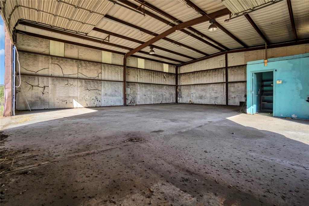 6000 W Interstate 30 Property Photo 15