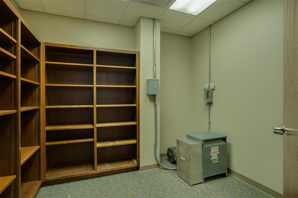 2618 Old Iowa Park Road Property Photo 23