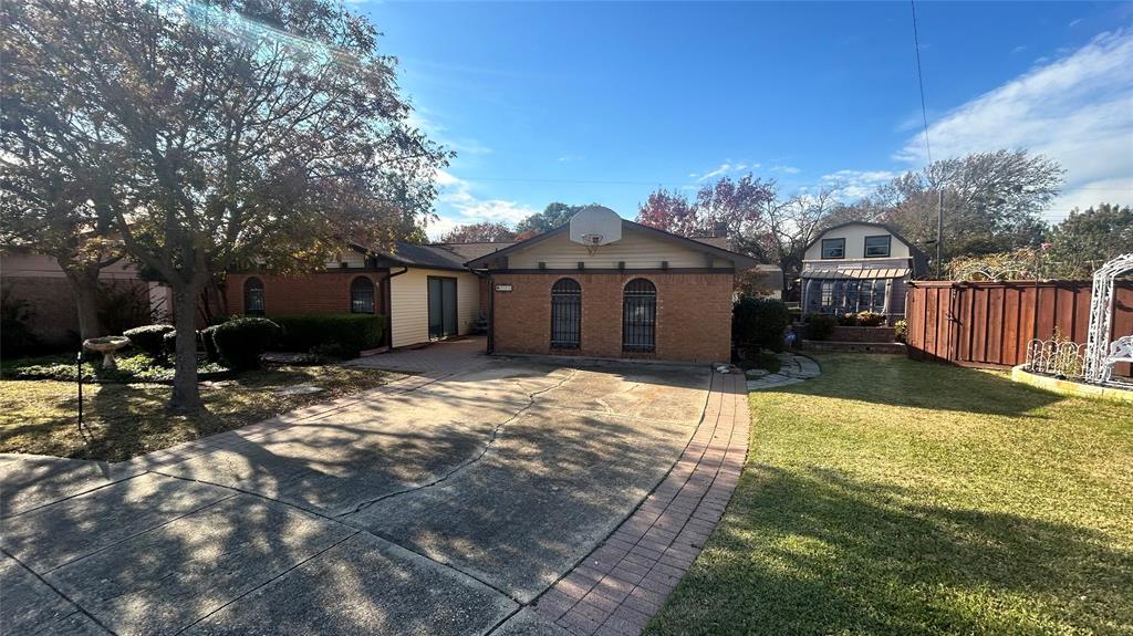 713 Colgate Court Property Photo