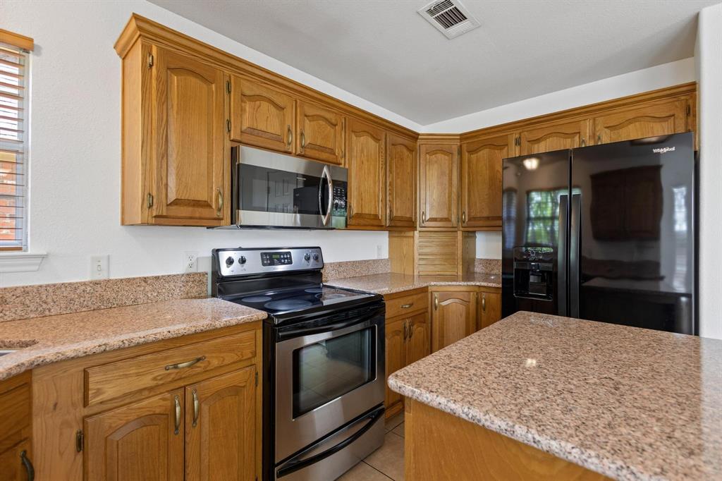 623 Madison Place Property Photo 12