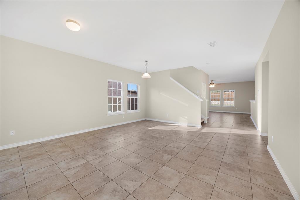 2631 Leisure Lane Property Photo 5