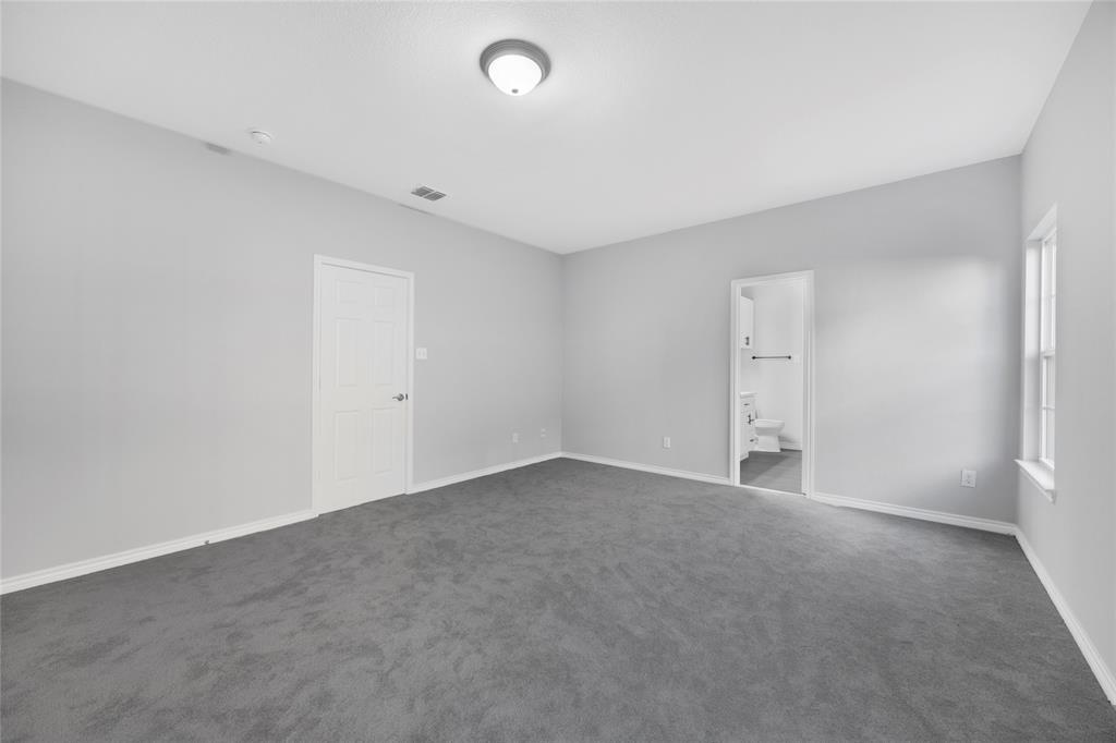2631 Leisure Lane Property Photo 7