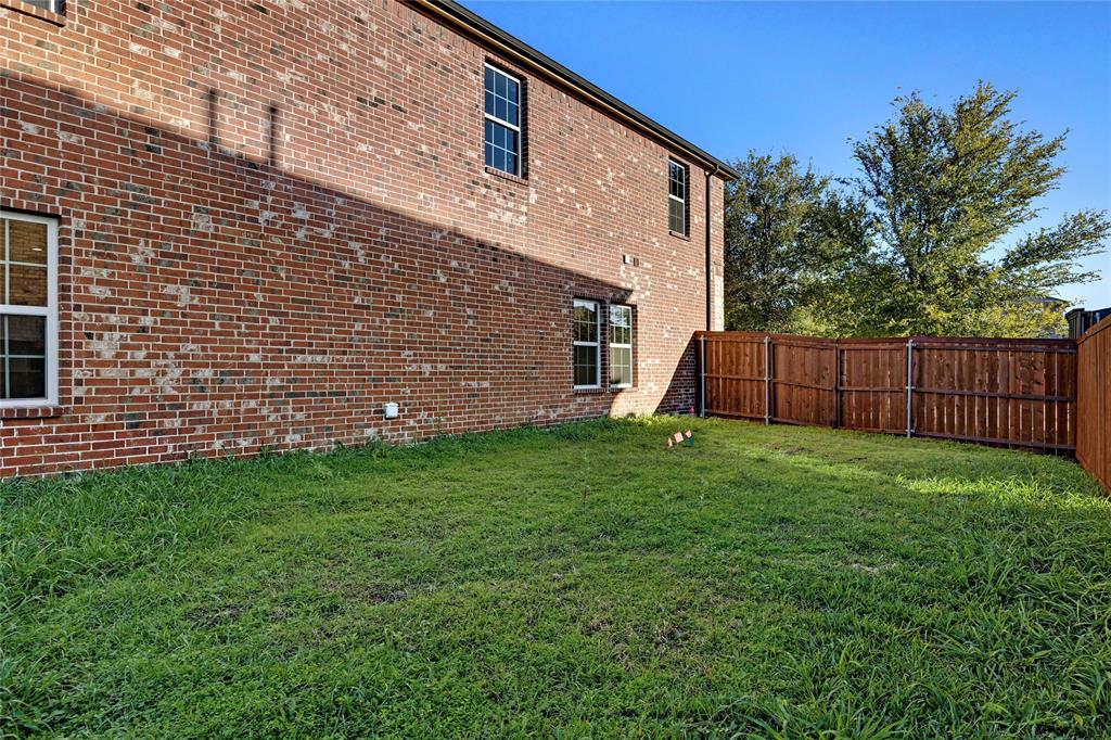 2631 Leisure Lane Property Photo 38
