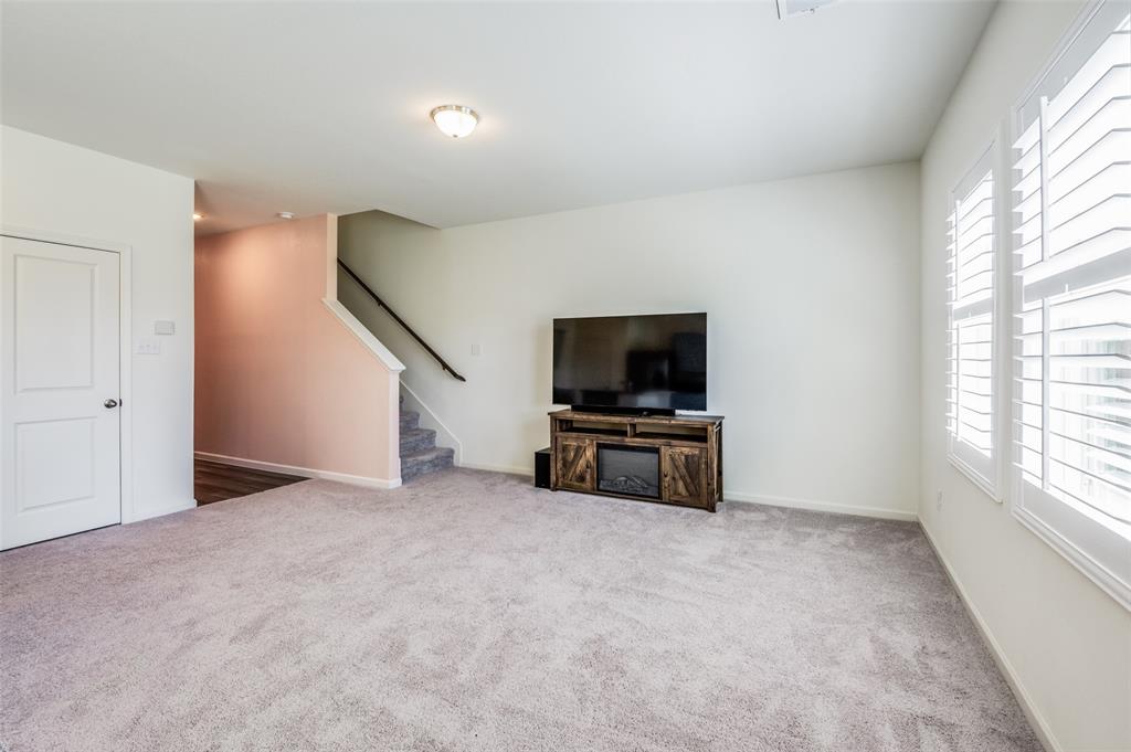 613 Delaware Avenue Property Photo 5