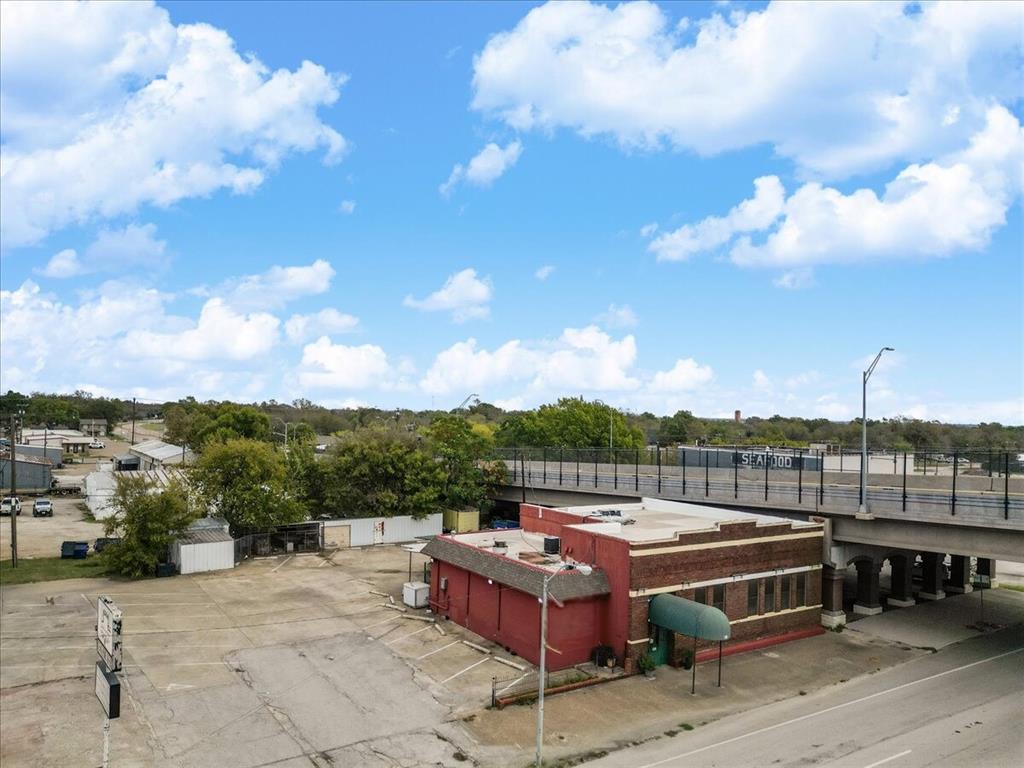 419 E Moore Avenue Property Photo 15