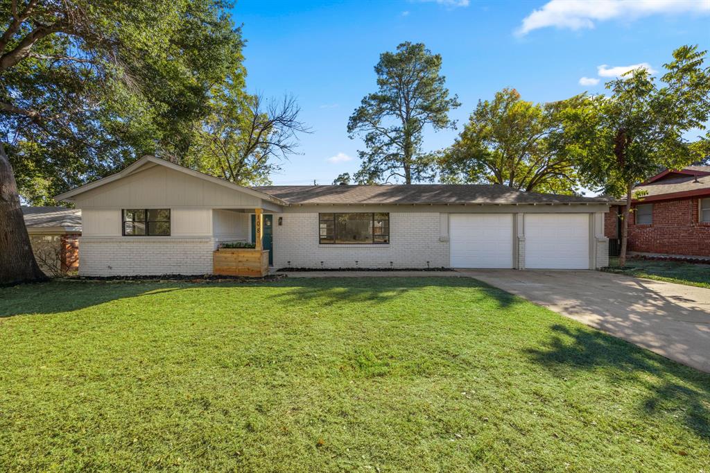 108 E Cheryl Avenue Property Photo