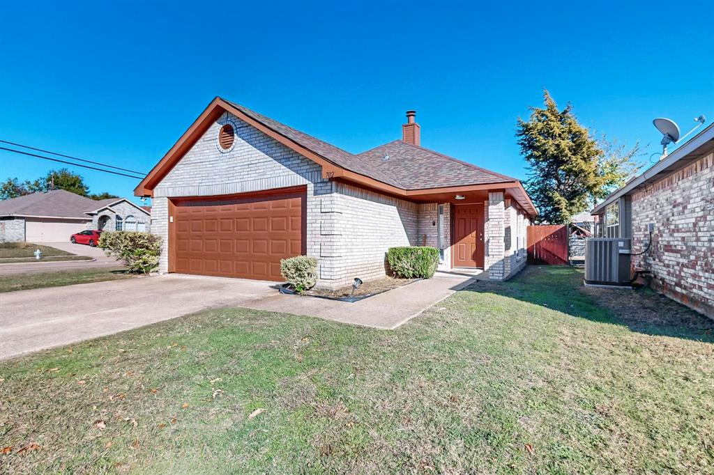702 Rockett Lane Property Photo