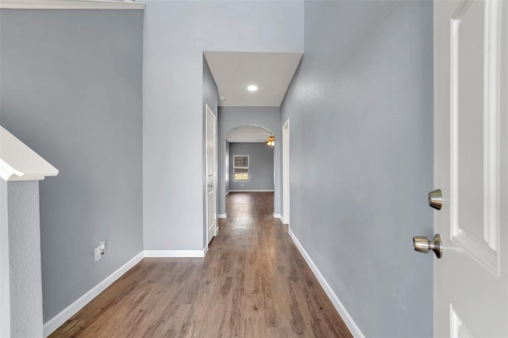 1004 Cedar Hollow Drive Property Photo 6