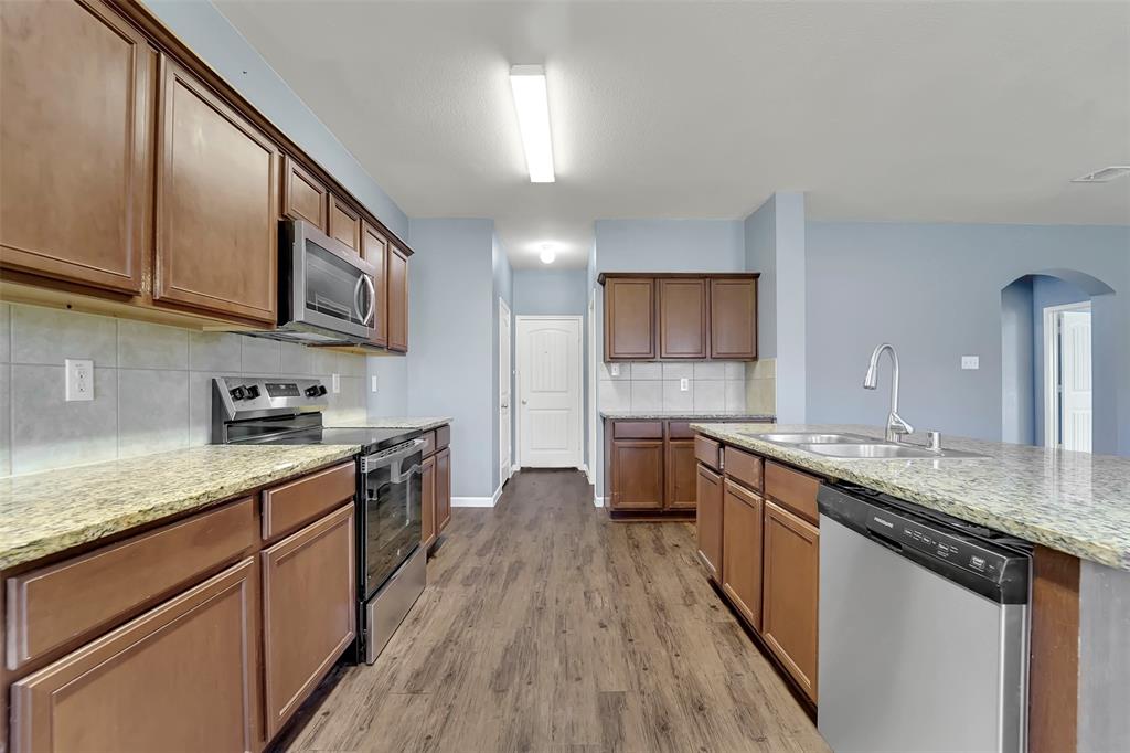 1004 Cedar Hollow Drive Property Photo 17