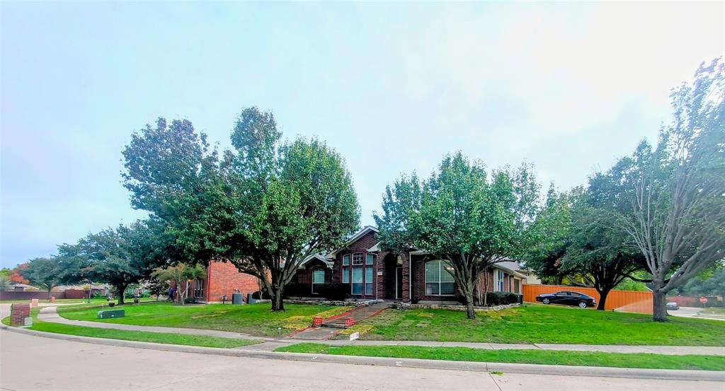 340 Thomas Drive Property Photo