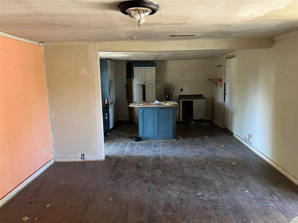 721 Murdock Road Property Photo 11