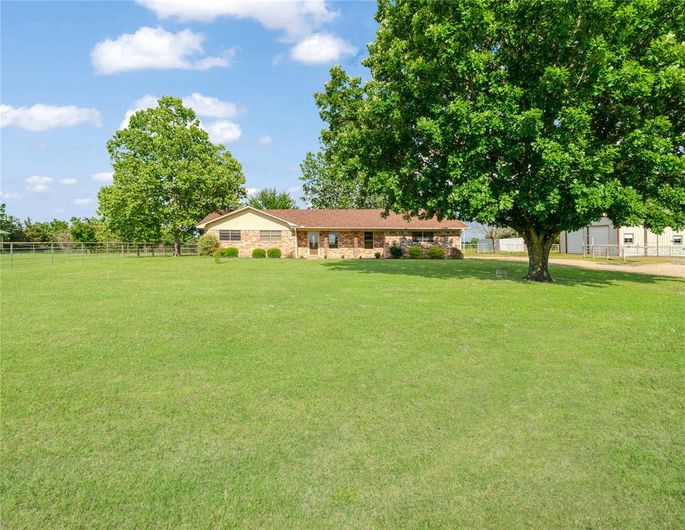 10317 Farm Road 905 Property Photo