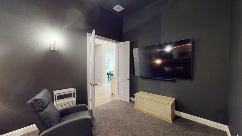 1109 17th Street Property Photo 16