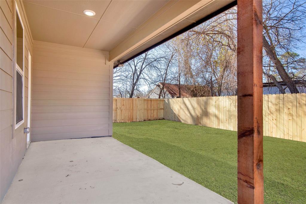 1011 S Grand Property Photo 20
