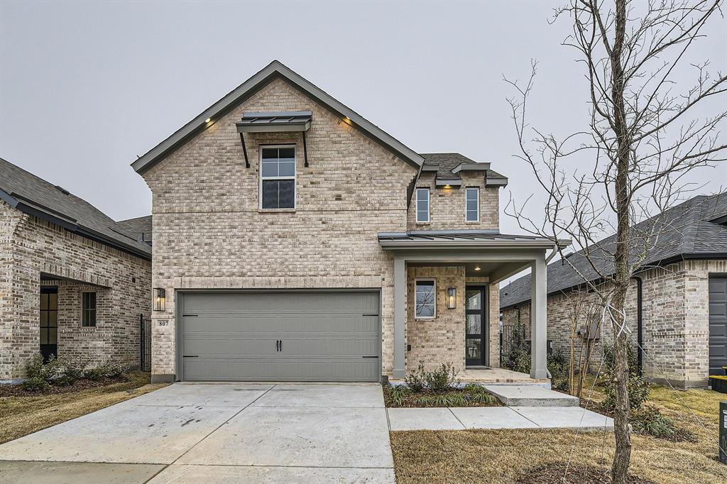 807 Trailing Vine Way Property Photo 1
