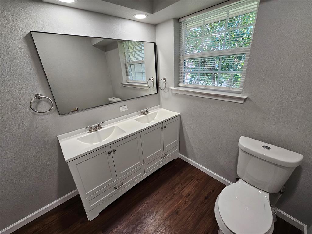 714 Austrian Road Property Photo 8