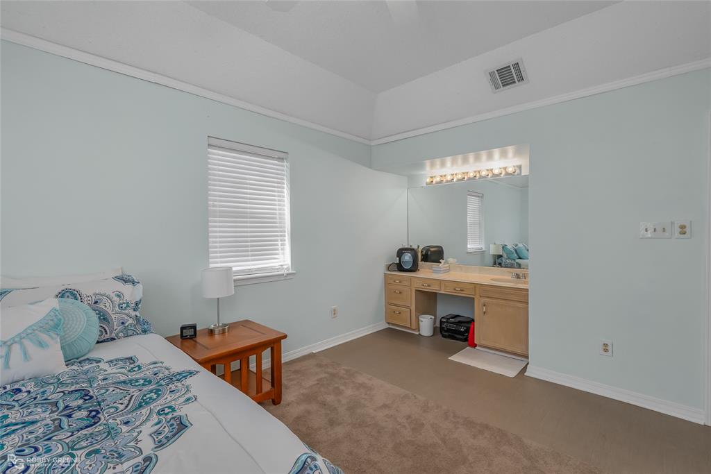 57 Meadow Creek Drive Property Photo 18