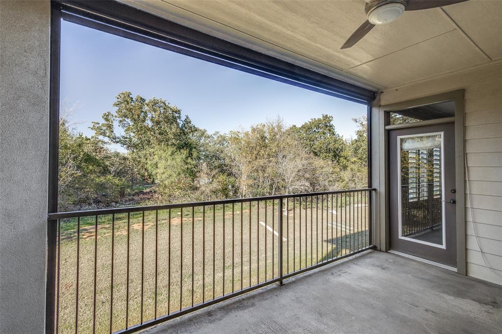 500 Waters Edge Drive Property Photo 26