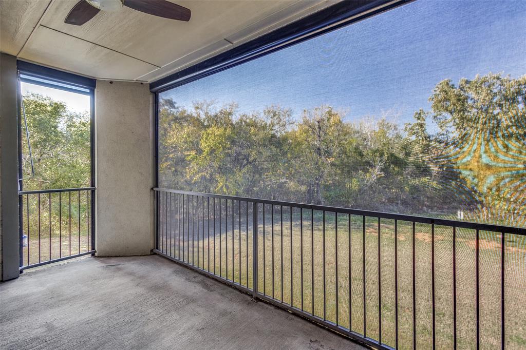 500 Waters Edge Drive Property Photo 27