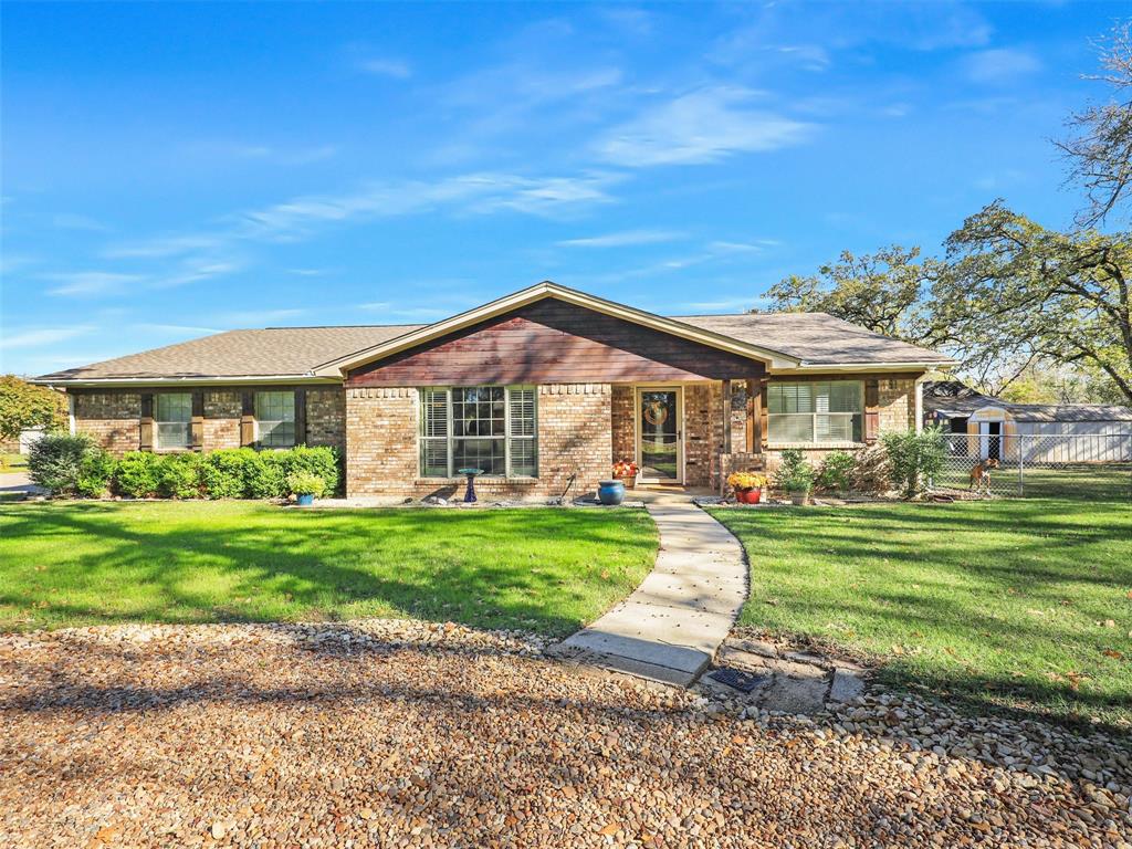 305 Dena Property Photo 1