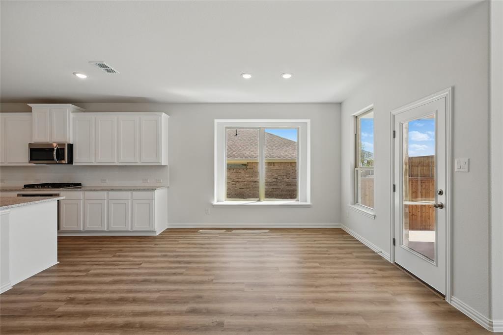 1220 Staffords Point Lane Property Photo 9