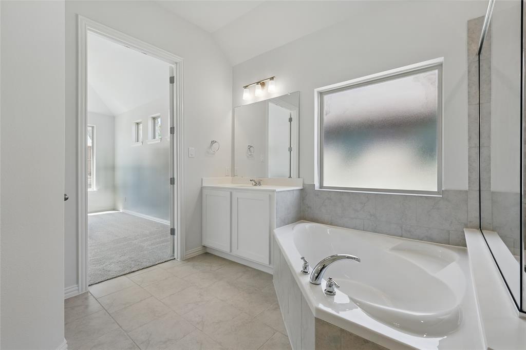 1220 Staffords Point Lane Property Photo 18