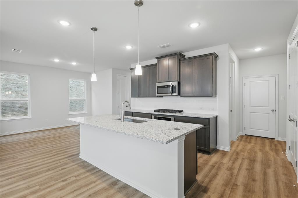 1346 Lollipop Lane Property Photo 6