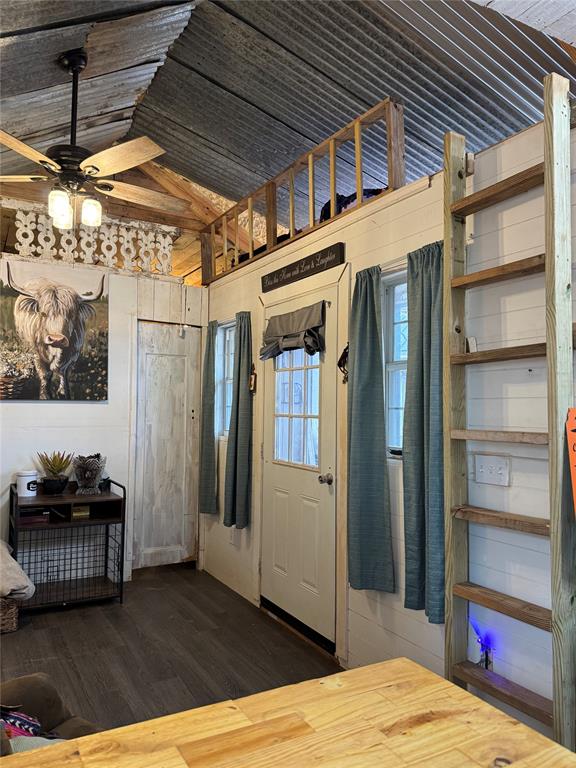 457 County Road 387 Property Photo 7