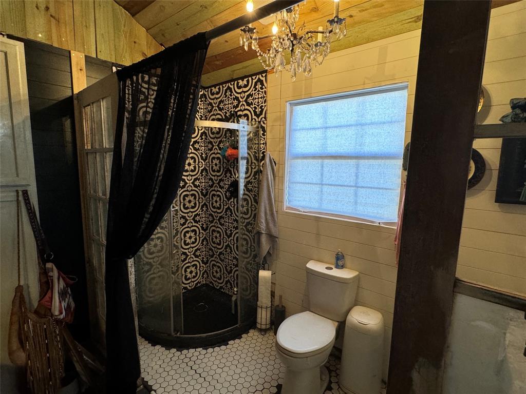 457 County Road 387 Property Photo 16