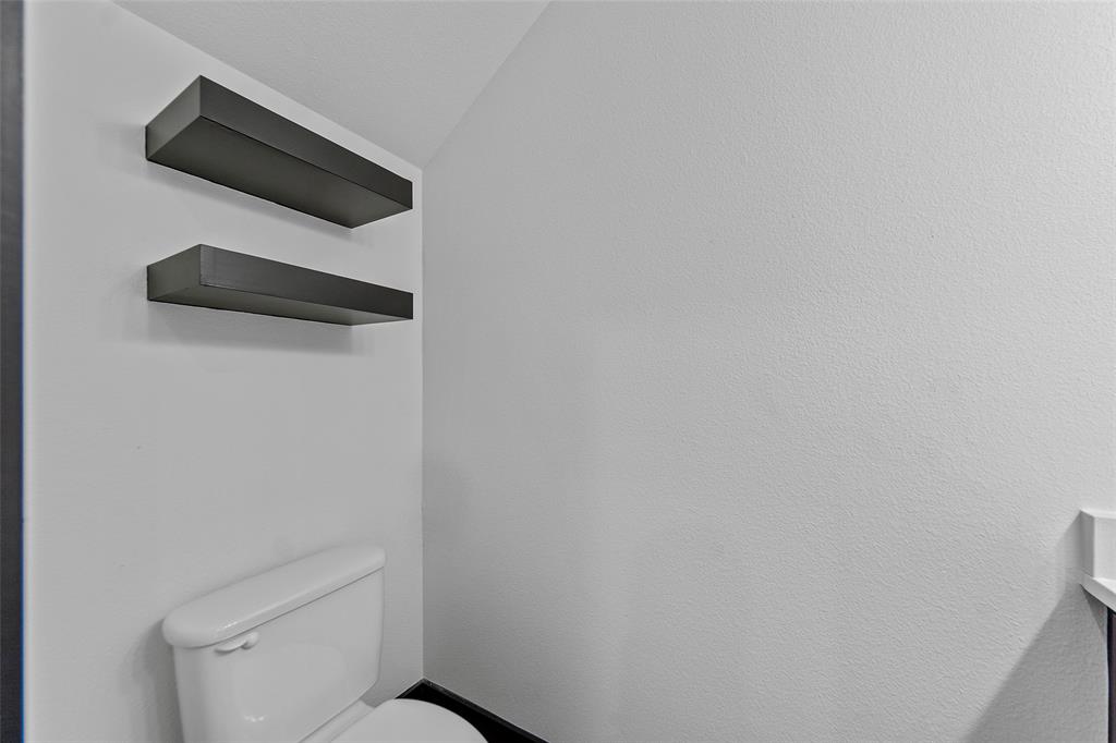 1302 Genoa Circle Property Photo 27