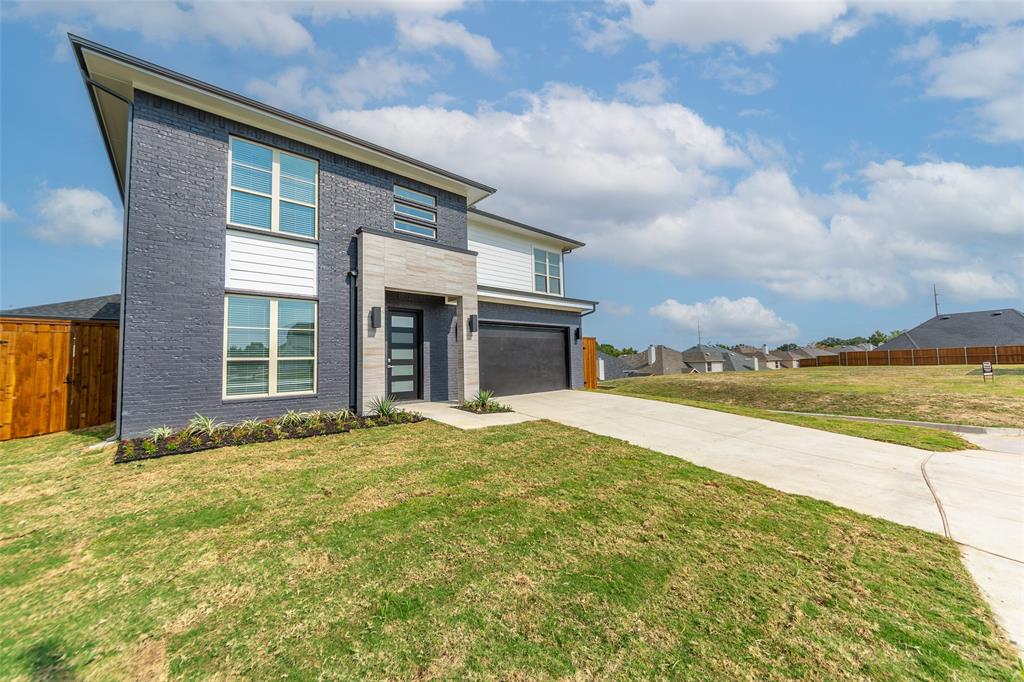 1302 Genoa Circle Property Photo 38