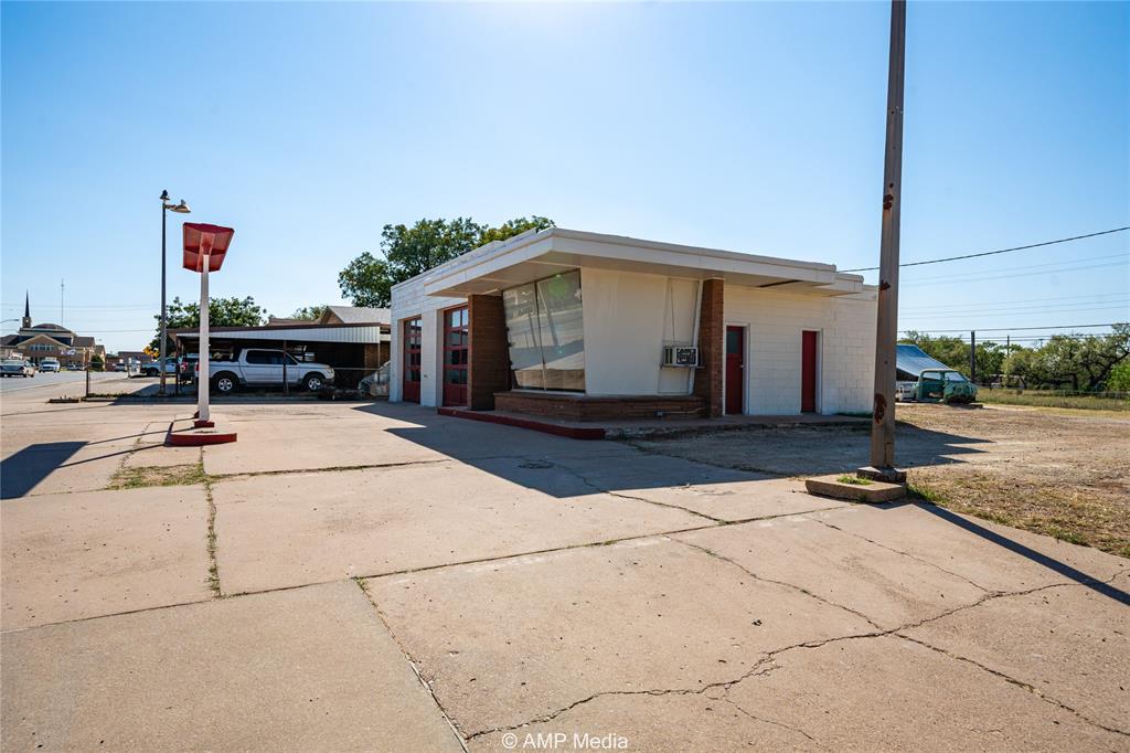 413 N Swenson Street Property Photo 8