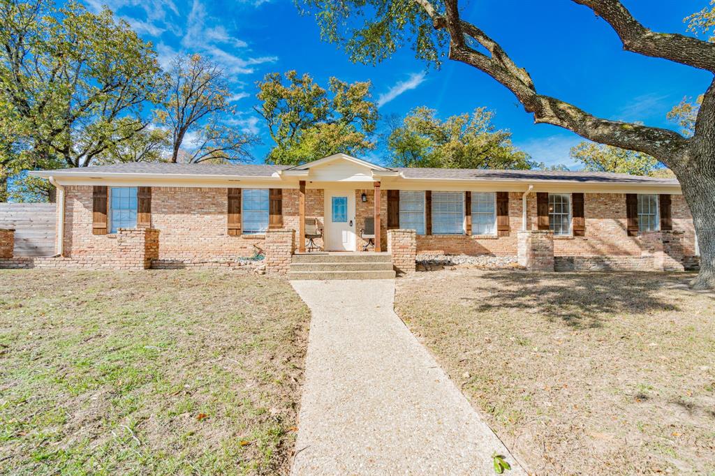 2619 Golden Road Property Photo