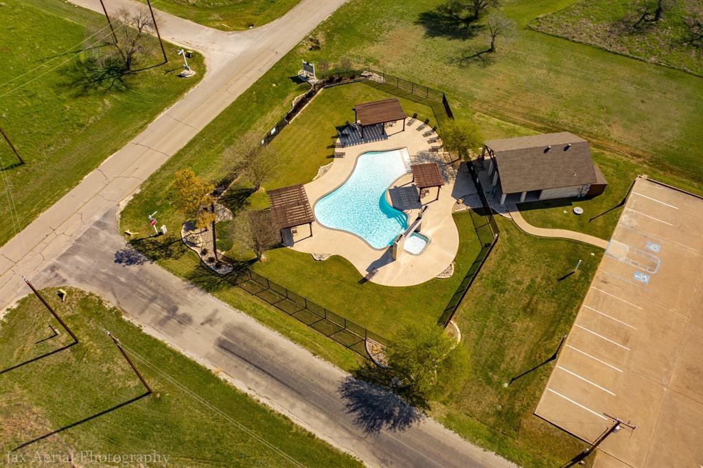 18062 Forrest Drive Property Photo 8