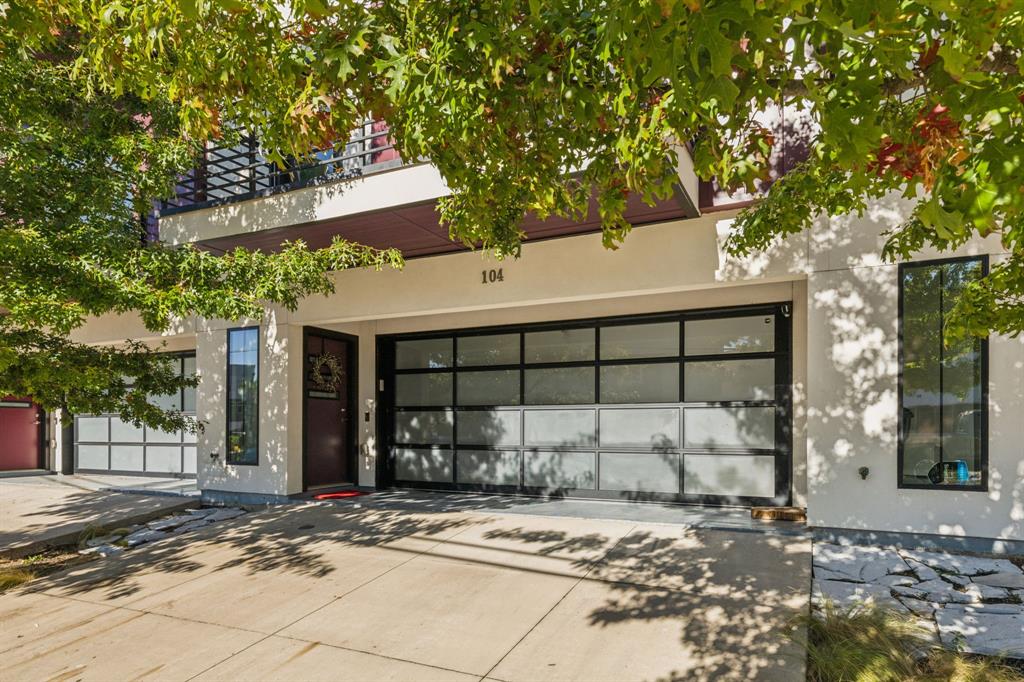 2201 Annex Avenue Property Photo 1