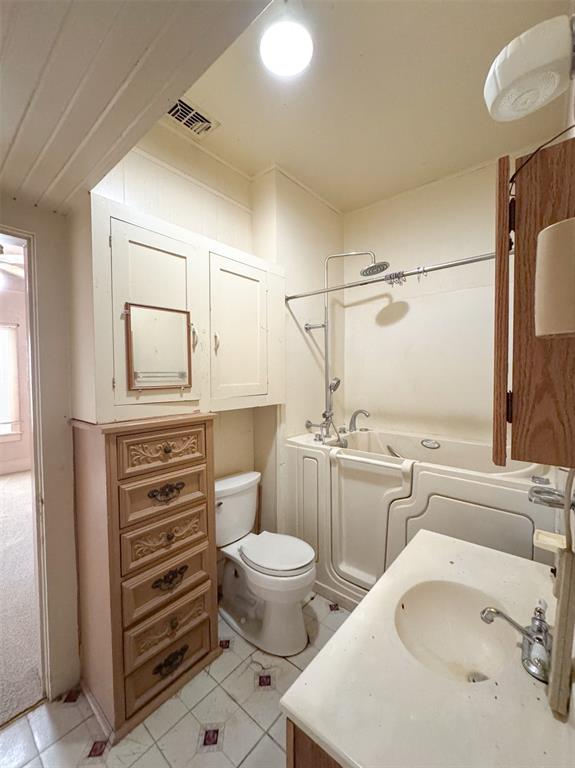 611 N Stratton Street Property Photo 6