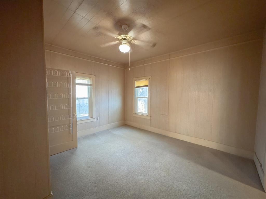 611 N Stratton Street Property Photo 7