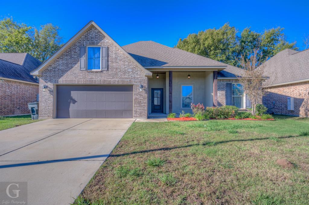 1104 Eli Connor Drive Property Photo 1