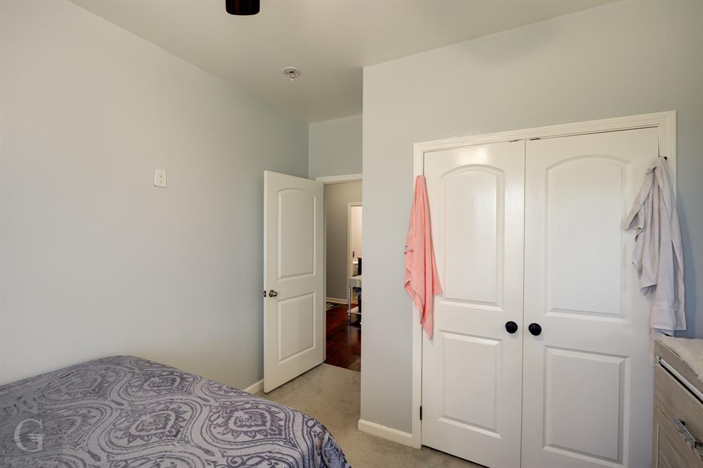 1104 Eli Connor Drive Property Photo 16