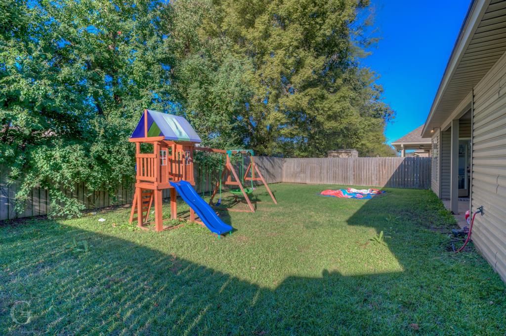 1104 Eli Connor Drive Property Photo 23