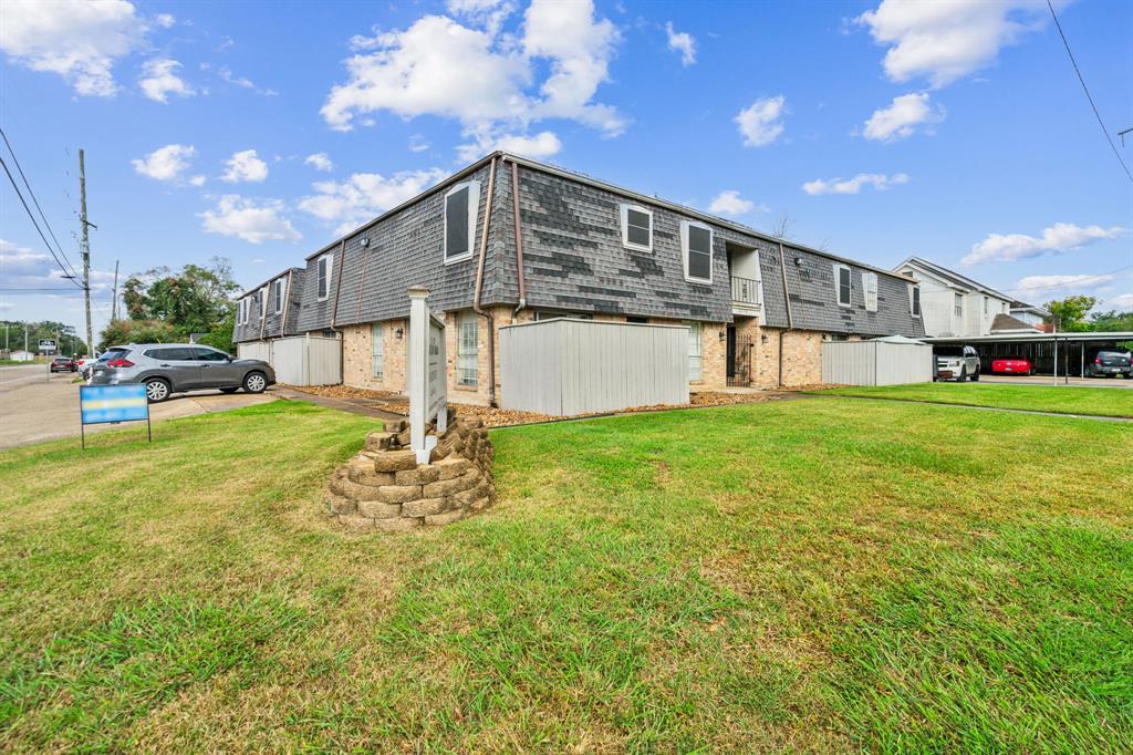 2290 Long Street Property Photo 15