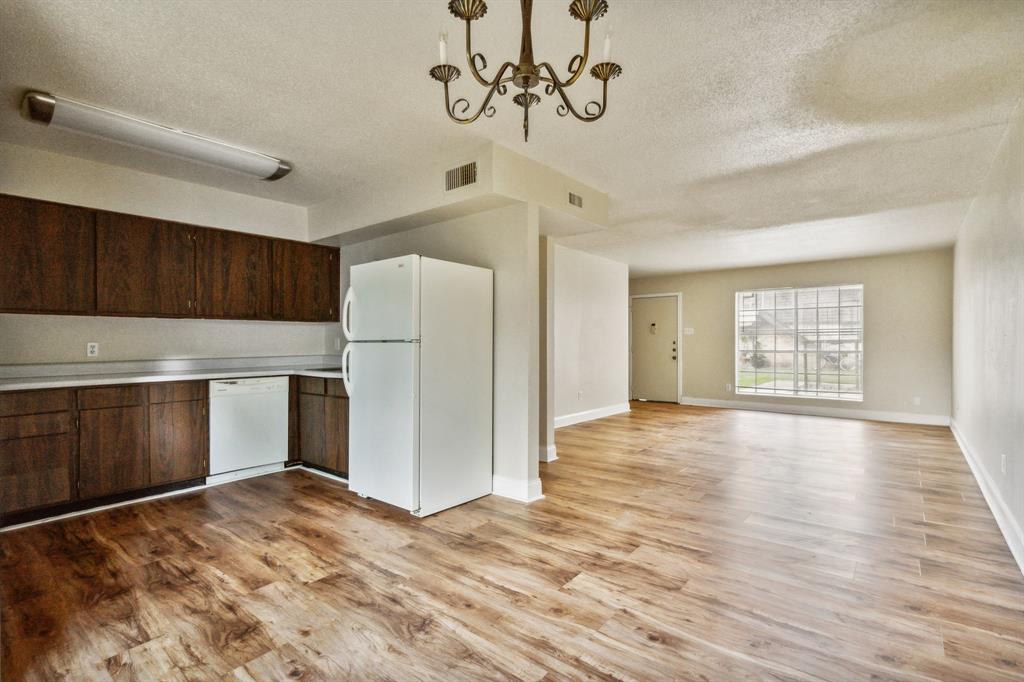 2290 Long Street Property Photo 24