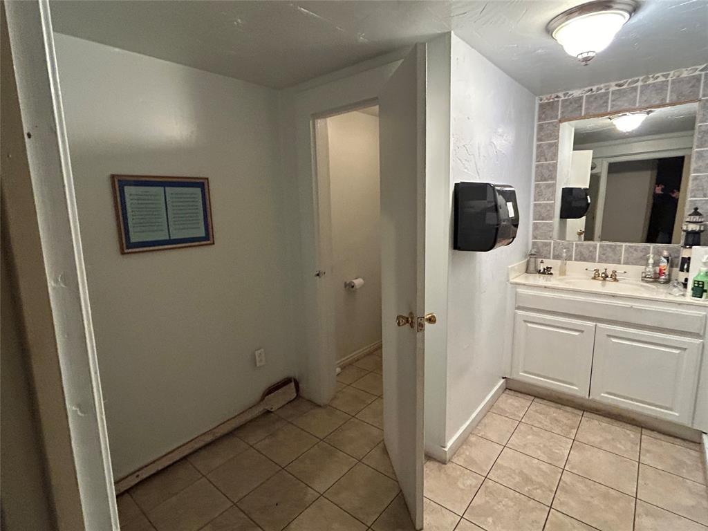 201 Ragland Street Property Photo 21
