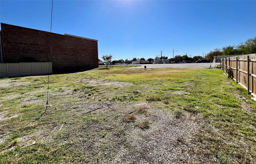 205 E Byron Nelson Boulevard Property Photo 2