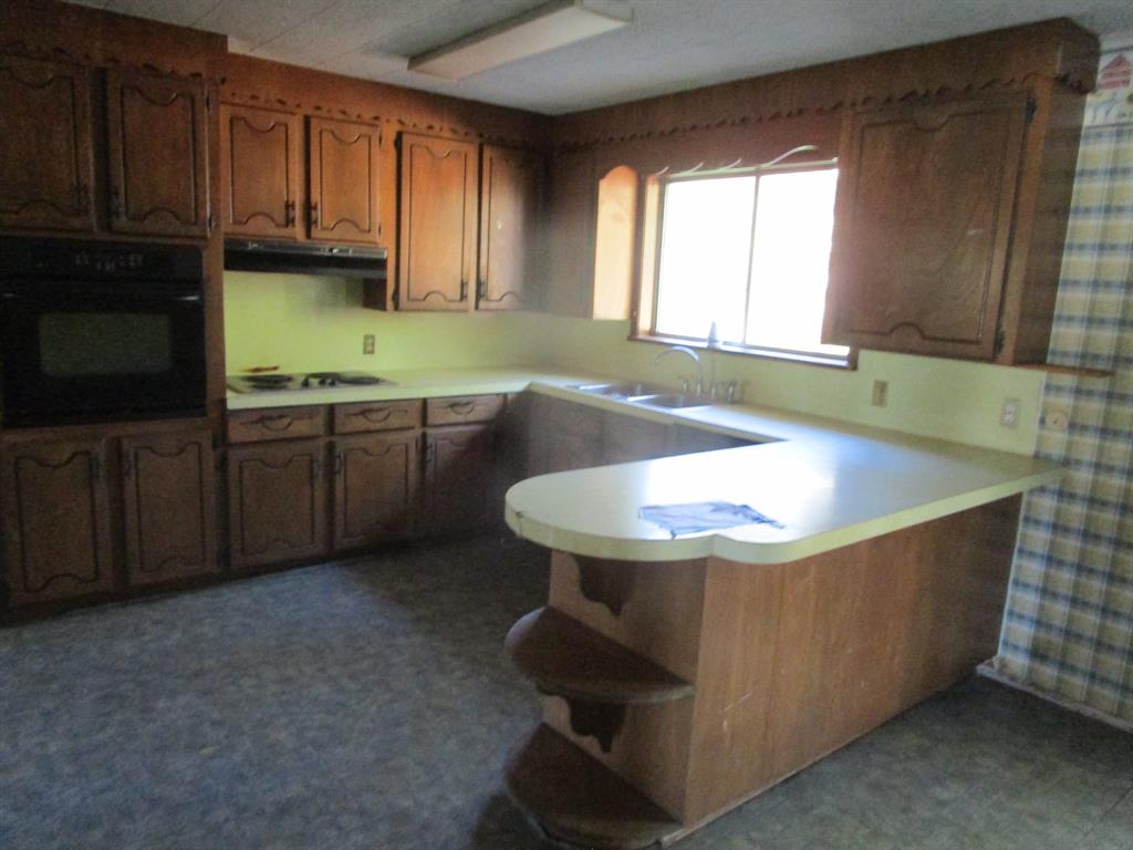 4136 Pines Road Property Photo 7
